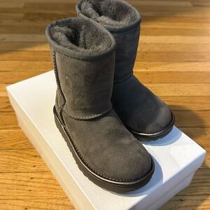 Toddler Uggs